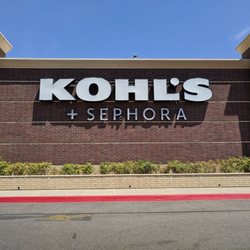 Kohl's - Store front.