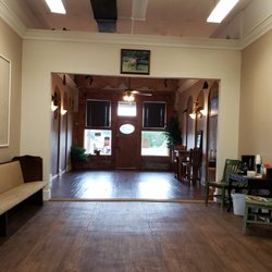 Wade's Barber Shop - Wade's Barber Shop in Tioga, TX