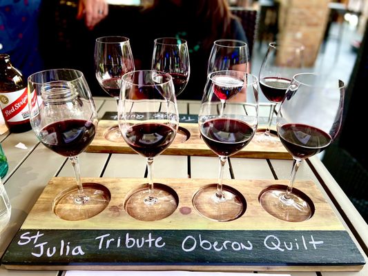 Wine & Wood by null