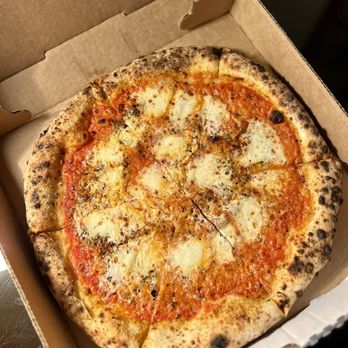 Roberta's - Famous Original Pizza - Pizza Near Me - Brooklyn, New York Roberta's - Famous Original Pizza - Pizza Near Me - Brooklyn, New York