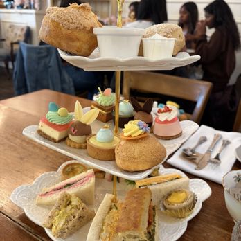 Neverland Tea Salon - Traditional and dairy free - Coffee & Tea Near Me - Vancouver, British Columbia