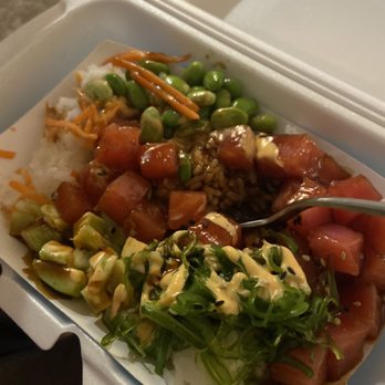 Rockin Rollz Lobster and Sushi - Tuna poke - Food Trucks Near Me Rockin Rollz Lobster and Sushi - Tuna poke - Food Trucks Near Me
