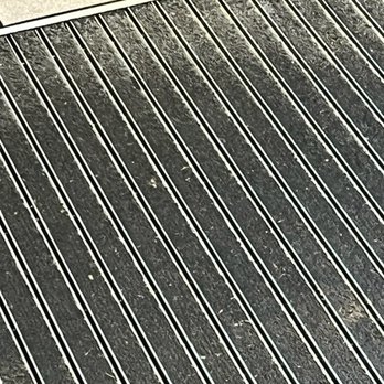 White Castle - Dirty floor grates - Burgers Near Me - Lexington, Kentucky