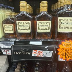 2 for 25$ Hennessy 200ml OTD!