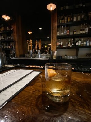 Finch & Fifth by null