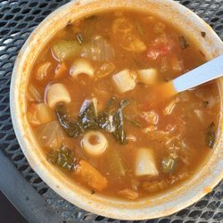 Zoey's Deli & Bakery - Minestrone soup