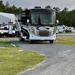 RV Tech Pro - RV with repaired slide out