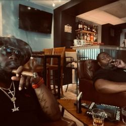 The boys are in the house!
Kick off your weekend relaxing in our lounge and enjoy your favorite smoke