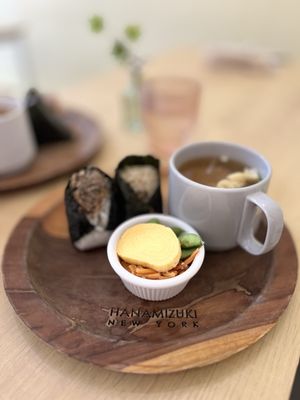 Hanamizuki Cafe by null