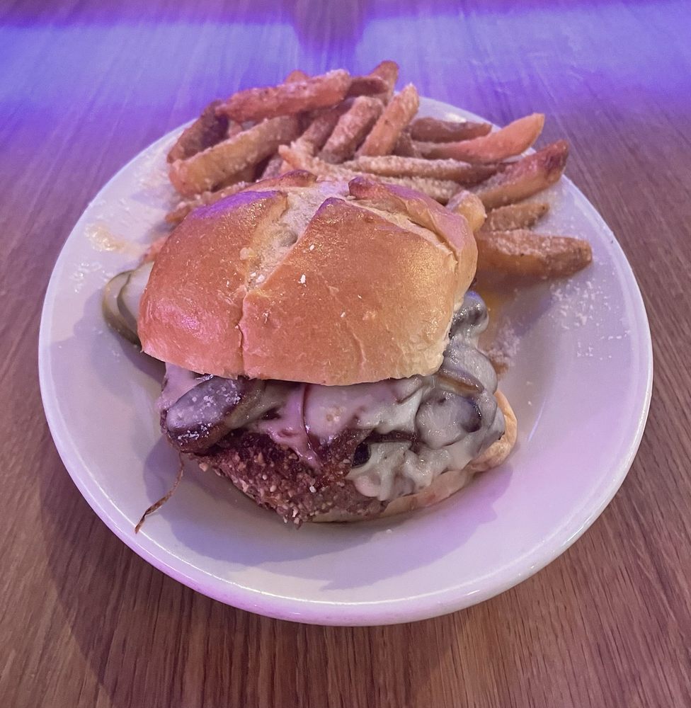 Food from Joe's Tavern