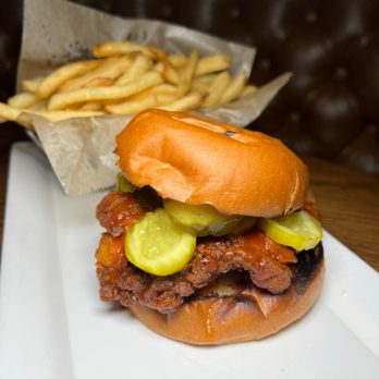 Mudville - Mudville Hot Fried Chicken Sandwich - American Near Me - New York, New York Mudville - Mudville Hot Fried Chicken Sandwich - American Near Me - New York, New York