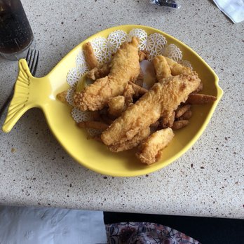 Brad's Restaurant - The seafood platter appetizer! Soooo yummy! - Seafood Near Me - Pismo Beach, California