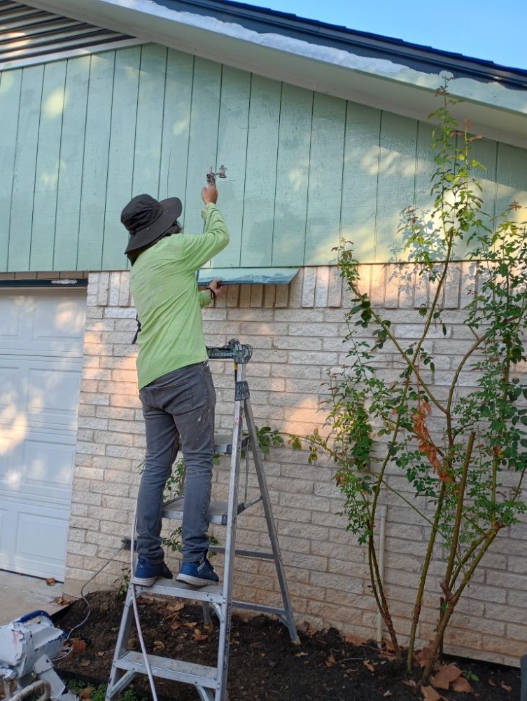 Slide of Rubén Landscaping & Construction