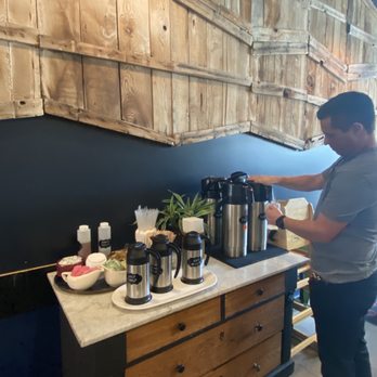 Vovomeena - Self-serve coffee station - Coffee & Tea Near Me - Phoenix, Arizona Vovomeena - Self-serve coffee station - Coffee & Tea Near Me - Phoenix, Arizona