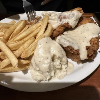 Cheddar's Scratch Kitchen - Chicken fried chicken plate was excellent - American Near Me - Albuquerque, New Mexico
