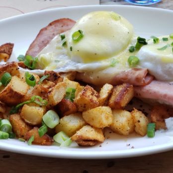 Milkweed - Poached eggs with biscuit ham potatoes - New American Near Me - Boston, Massachusetts