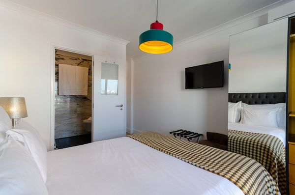 Quinta Colina by Shiadu by null