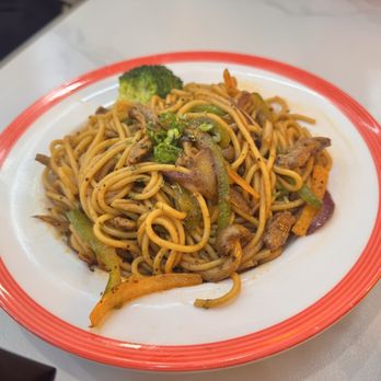 Sing Choi Kee - Beef pasta with black pepper sauce - Coffee & Tea Near Me - Malden, Massachusetts Sing Choi Kee - Beef pasta with black pepper sauce - Coffee & Tea Near Me - Malden, Massachusetts