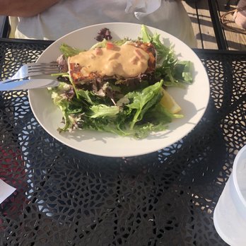 Skipper's Landing Restaurant - Salad with Mahi - Seafood Near Me - Wolcott, New York