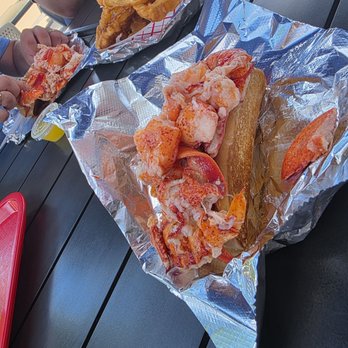 Red's Eats - Seafood Near Me - Wiscasset, Maine