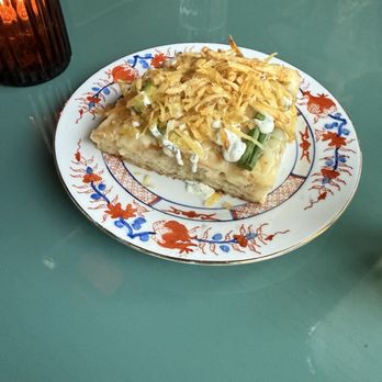 OK Donna - Daily pizza is delicious and they had a vegetarian option - Italian Near Me - Charleston, South Carolina