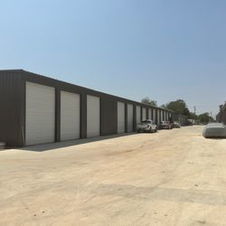McQueeney RV Boat & Trailer Storage