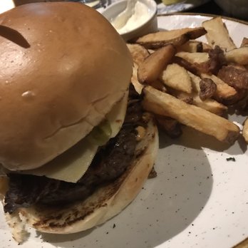 The Flintgate - Burger & Chips - Pubs Near Me - Weybridge, SRY