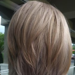 Dimensional cool tones with some soft, cool highlights