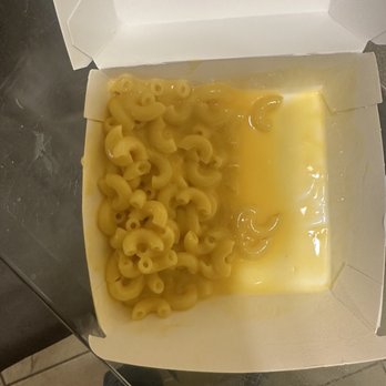 Wienerschnitzel - This mac & cheese is not worth four dollars don't buy it it's a joke - Fast Food Near Me - Hemet, California Wienerschnitzel - This mac & cheese is not worth four dollars don't buy it it's a joke - Fast Food Near Me - Hemet, California