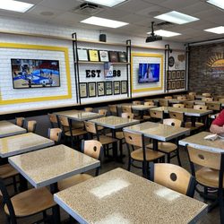 Sunrise Pita & Grill - Lots of room to sit and enjoy your freshly prepared meal.