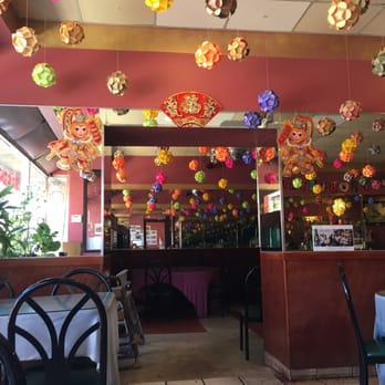 Pho 777 - Interior - Vietnamese Near Me - Chicago, Illinois