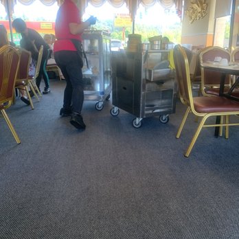 Lucky House - They have dim sum carts! - Dim Sum Near Me - Kent, Washington Lucky House - They have dim sum carts! - Dim Sum Near Me - Kent, Washington