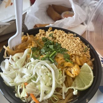 TUK TUK THAI CAFE - 342 Photos & 883 Reviews - 5517 Manchaca Rd, Austin