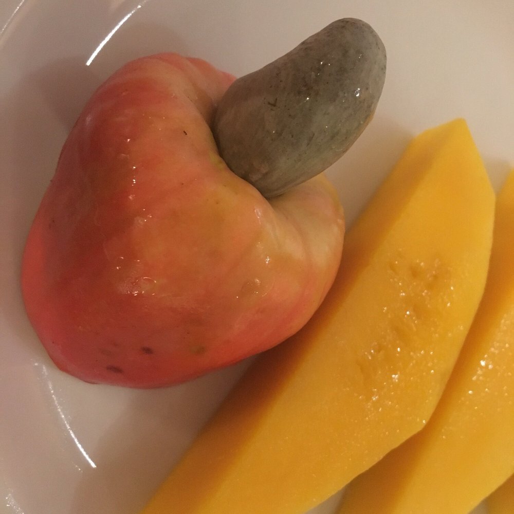 Mar Palace Copacabana Hotel - Caju and amazing fresh mango from the breakfast buffet - Hotels Near Me - Rio de Janeiro, RJ