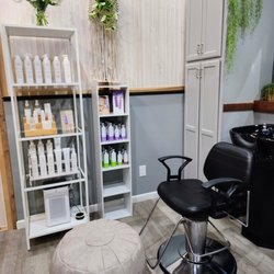 The Wander Parlour - The Wander Parlour Holistic Salon Studio