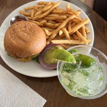 Dolphin Bay Resort & Spa - Room service - Smash Burger and Mojito - Resorts Near Me - Pismo Beach, California Dolphin Bay Resort & Spa - Room service - Smash Burger and Mojito - Resorts Near Me - Pismo Beach, California