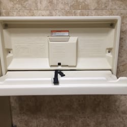 Interstate Food Mart - Changing table, moms!