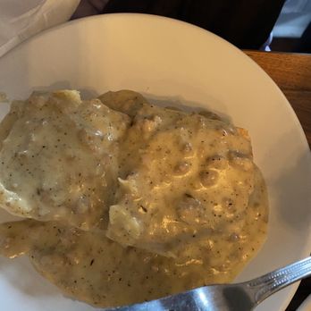 Biscuit Love - Franklin - Biscuit and Sausage Gravy - Breakfast & Brunch Near Me - Franklin, Tennessee