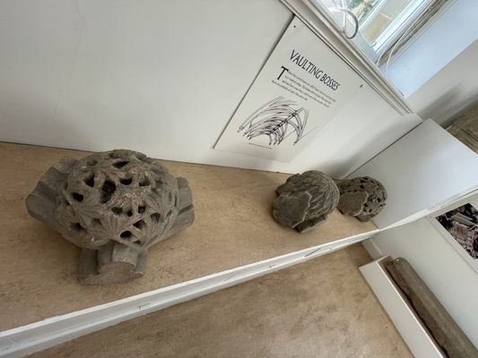 Jedburgh Abbey by null