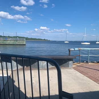 Seabra's Armory - Seafood Near Me - Perth Amboy, New Jersey