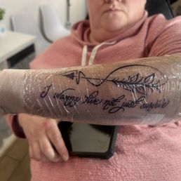 Arm tat Arm tat