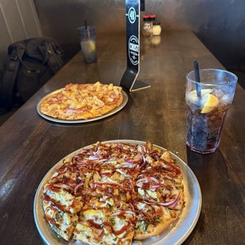 Crust Pizza Co - The Heights - Pizza Near Me - Houston, Texas