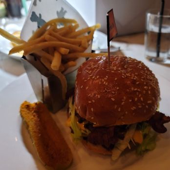 The Charlotte American Bistro - SMASH CHEESEBURGER - Bars Near Me - Dallas, Texas The Charlotte American Bistro - SMASH CHEESEBURGER - Bars Near Me - Dallas, Texas
