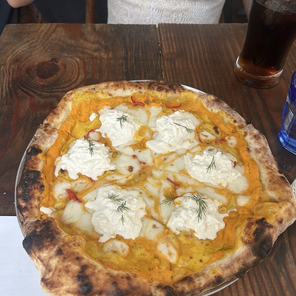 Squash pizza minus the meat Squash pizza minus the meat