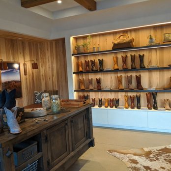 Tecovas - Leather Goods Near Me - Austin, Texas