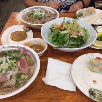 Pho Hoang - Pho, summer rolls, and shrimp salad - Vietnamese Near Me - Flushing, New York Pho Hoang - Pho, summer rolls, and shrimp salad - Vietnamese Near Me - Flushing, New York