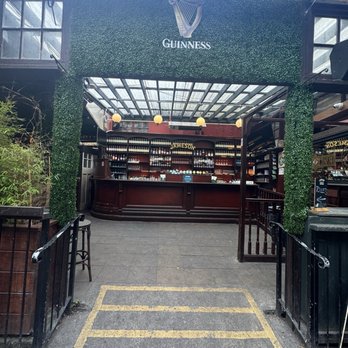 O'Connell's Bar - Pubs Near Me - Galway, G