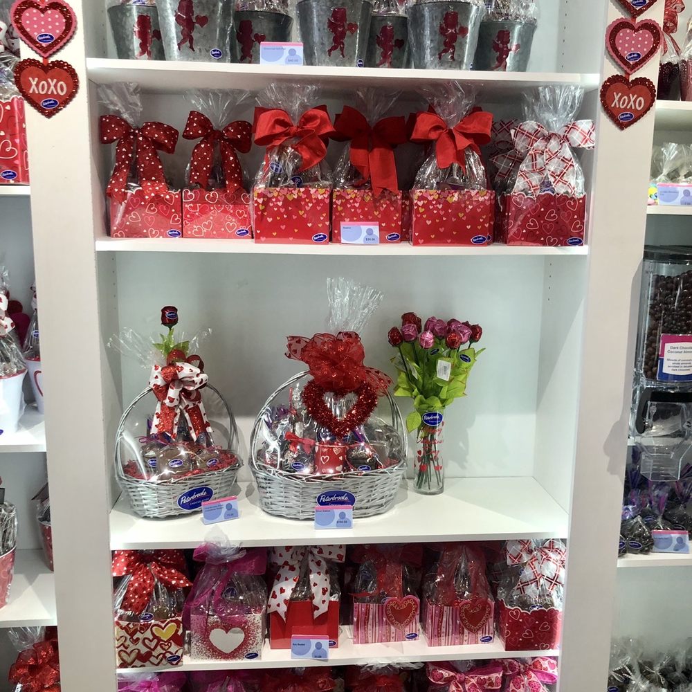 Peterbrooke Chocolatier Durbin Park - Chocolate Valentine's gift sets - Chocolatiers & Shops Near Me - St Johns, Florida Peterbrooke Chocolatier Durbin Park - Chocolate Valentine's gift sets - Chocolatiers & Shops Near Me - St Johns, Florida