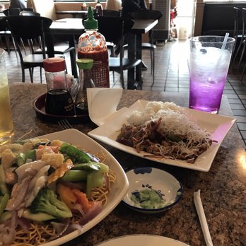 CJ Fusion - Crispy noodle seafood - Asian Fusion Near Me - Fairfield, California CJ Fusion - Crispy noodle seafood - Asian Fusion Near Me - Fairfield, California