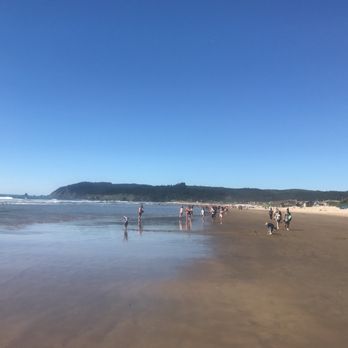 Cannon Beach - Beaches Near Me